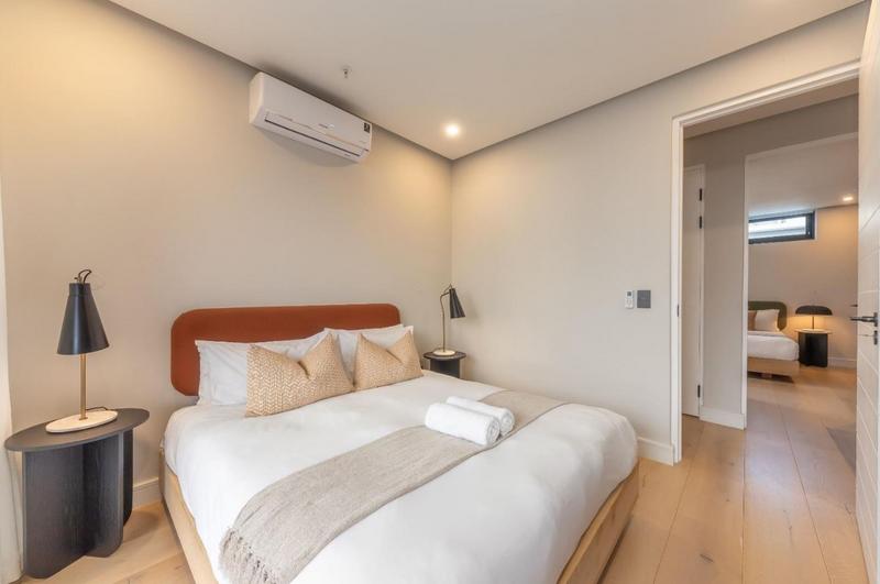 3 Bedroom Property for Sale in Sea Point Western Cape